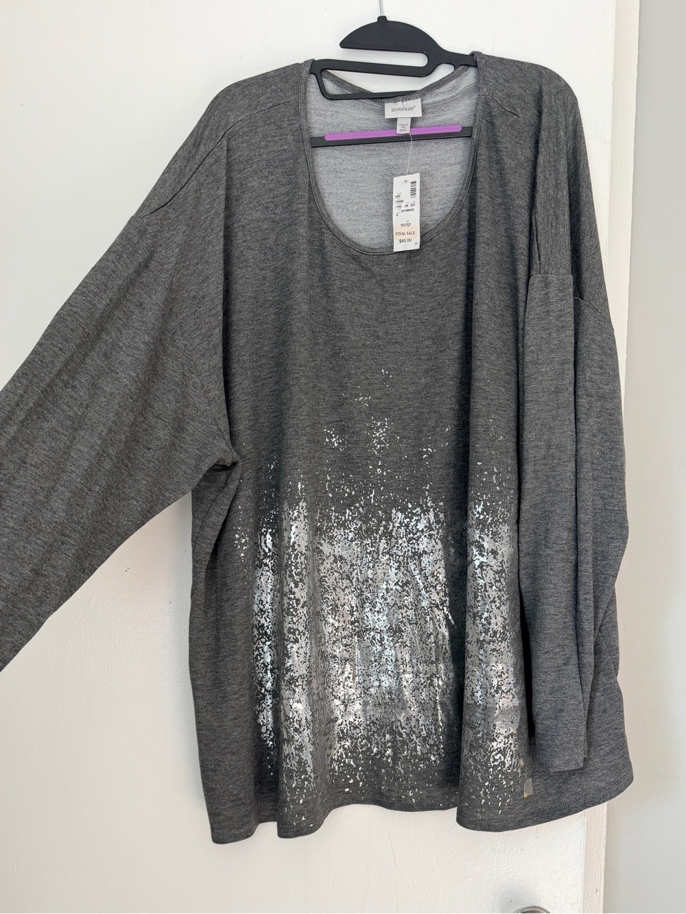 Avenue Women’s Dark Gray Metallic Spray Long Sleeve Top